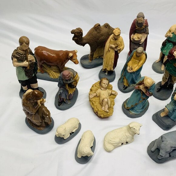 Vintage Christmas Nativity Set Figures Hand Painted Lot Of 18 - Picture 3 of 16